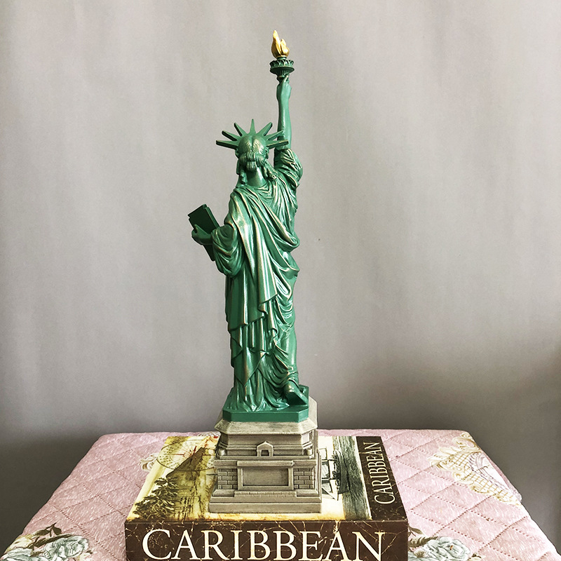 Statue of Liberty Model Desk A - Home Decor New York avis et prix