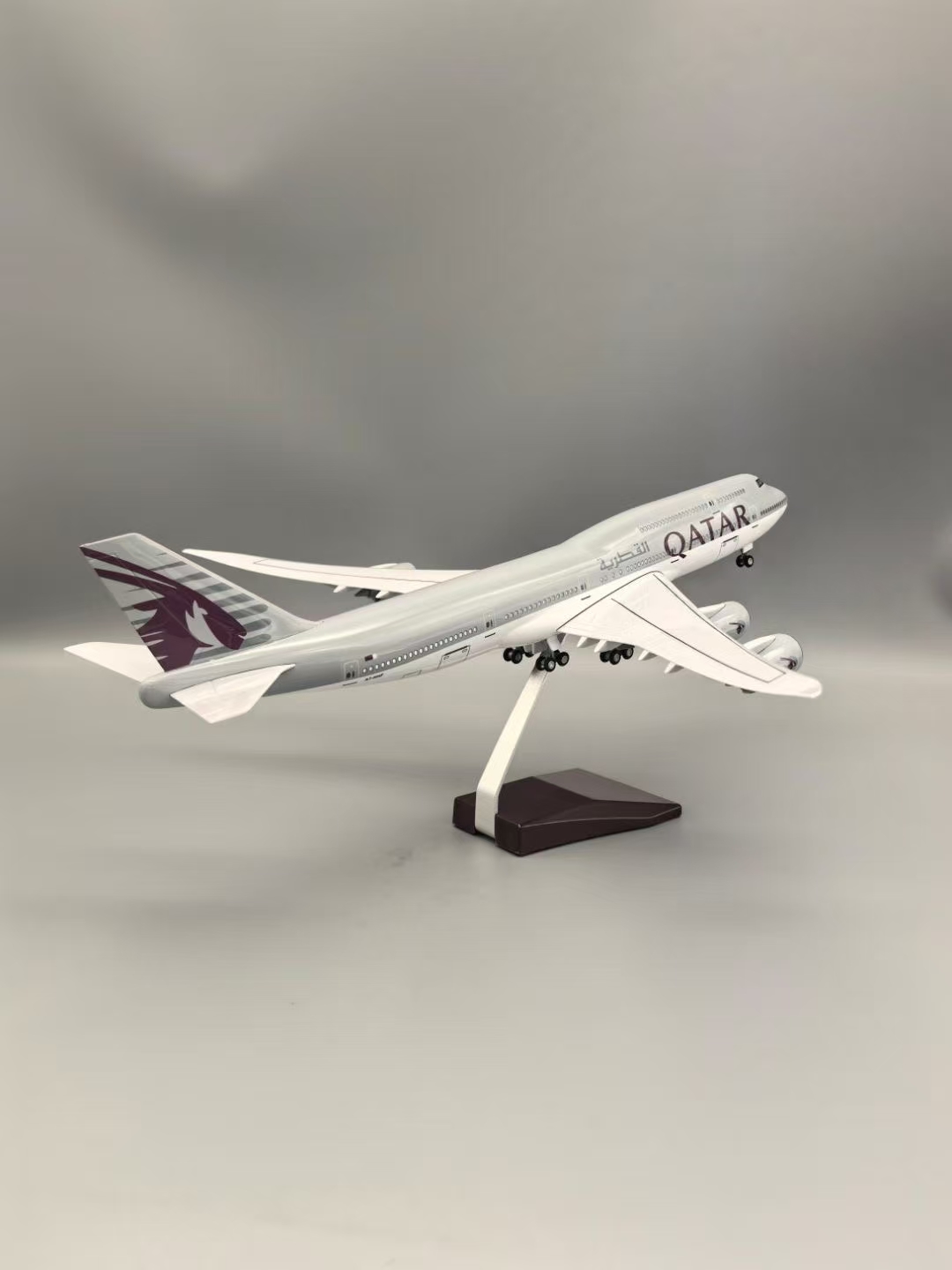 Airplane Model 1:130 Scale Boe - Home Decor Qatar avis et prix