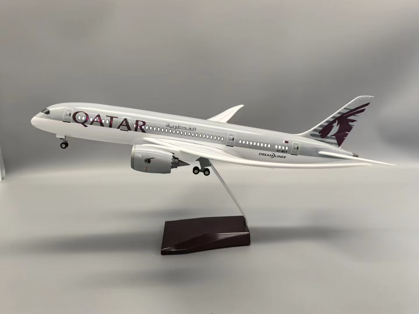 47cm 1/130 Scale Qatar B787 Re - Home Decor Qatar avis et prix
