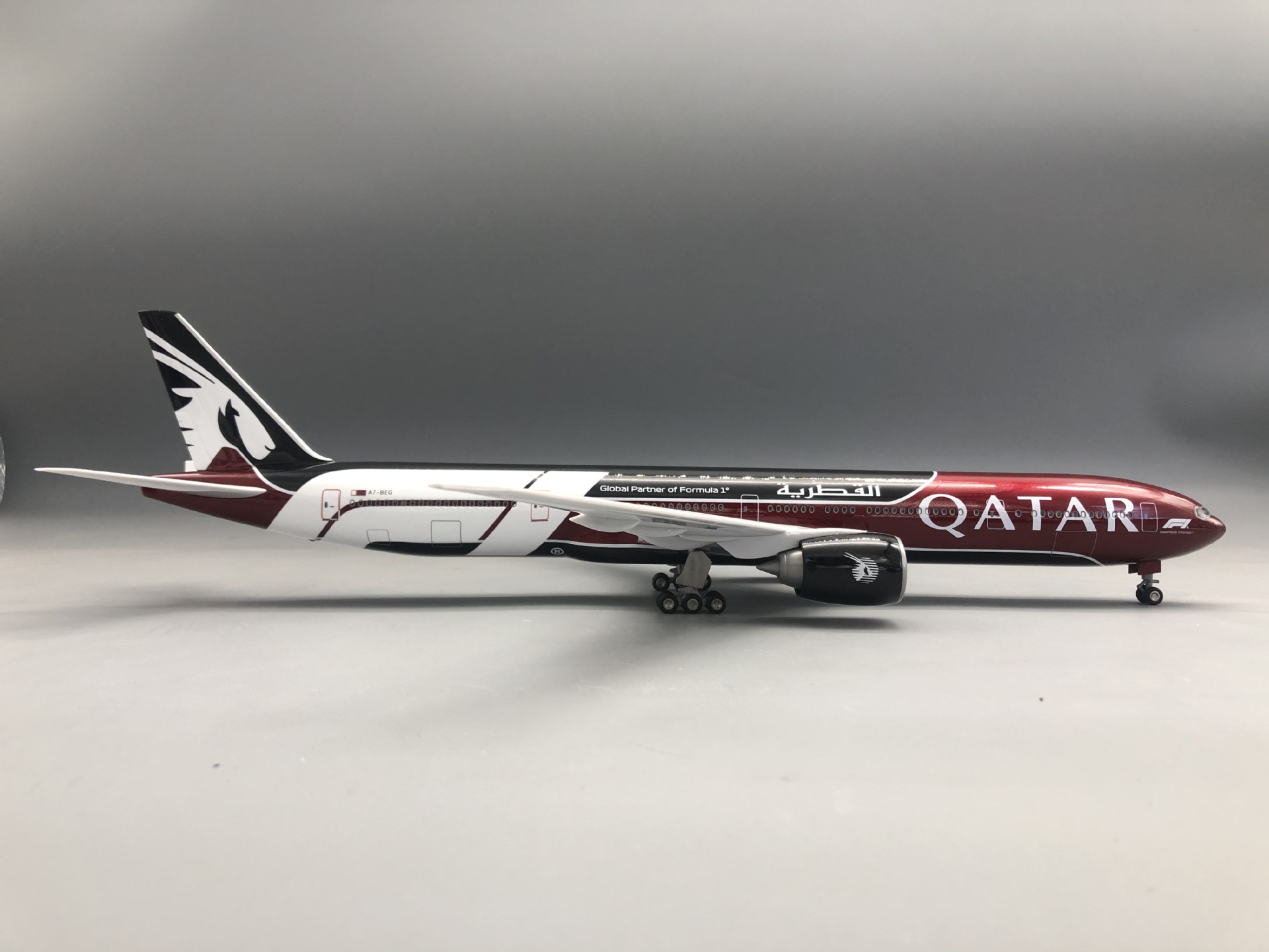For B777-300 Qatar Model Airpl - Home Decor Qatar avis et prix